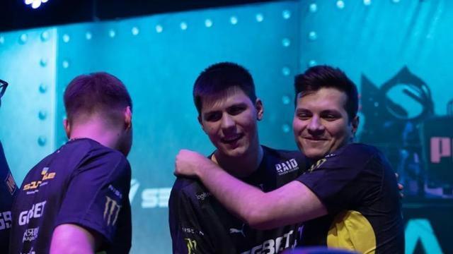 让哈兰德成 让哈兰德成