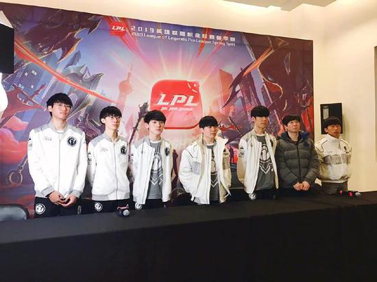 持续的伤病 持续的伤病